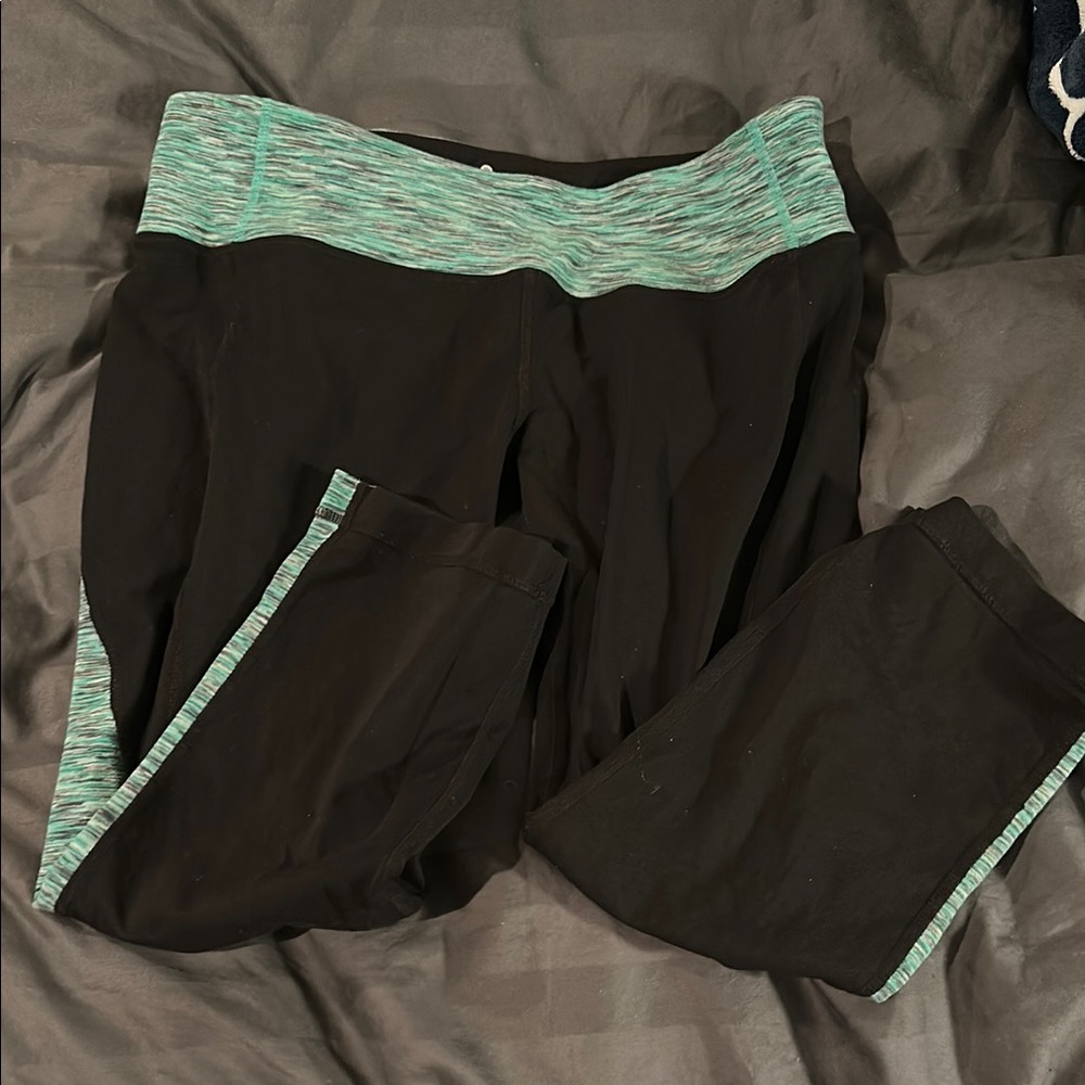 Athleta Black and Teal Leggings